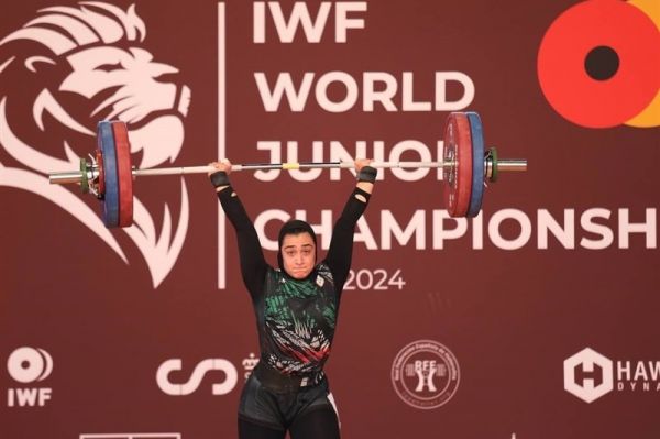 خروج بدون اطلاع دختر وزنهبردار ایران از هتل تیم ملی تماس مسئولین با پلیس اسپانیا