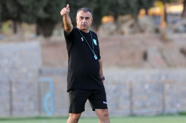 اورلیو مربیگری در خیبر باعث افتخار من است از زحمات رضا مهاجری تشکر میکنم