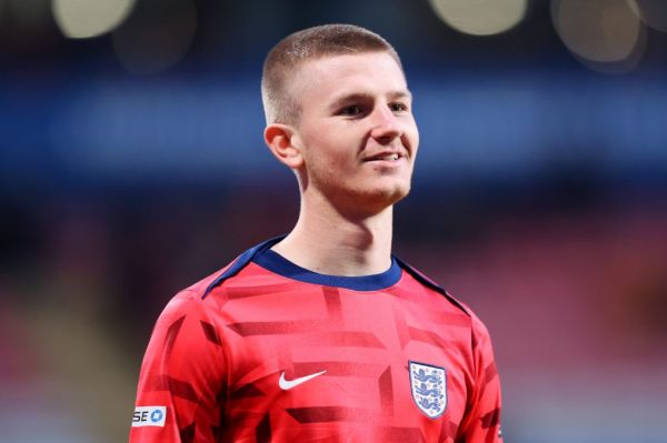 رقابت دو غول فوتبال انگلستان بر سر خرید هافبک ملیپوش کریستال پالاس