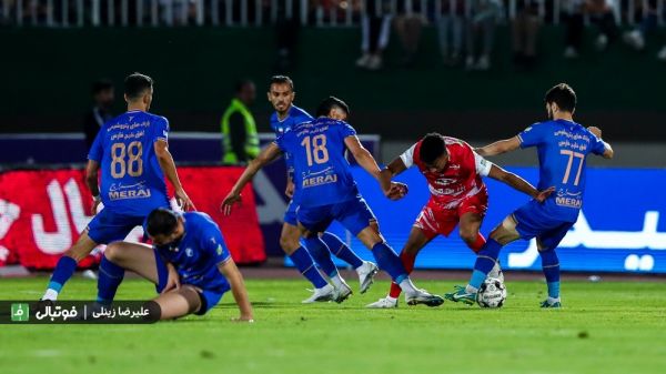 گزارش فنی ده نکته از استقلال در دربی؛ بی برنامه و بی تاکتیک و به دنبال صفر – صفر