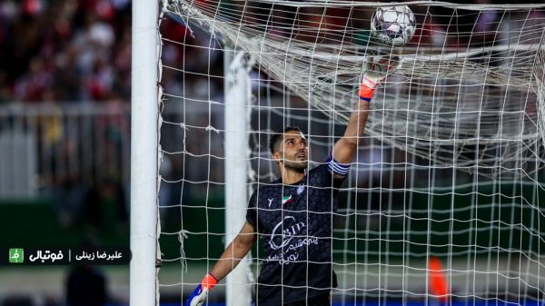 اوج التهاب در رختکن استقلال پس از دربی؛ جواد نکونام از رامین رضاییان و حسینی شاکی شد