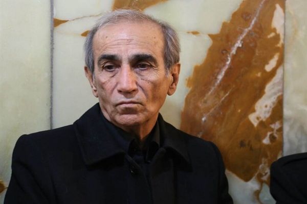 جباری به شهریاری گفته بودیم نیمکت استقلال ضعیف است