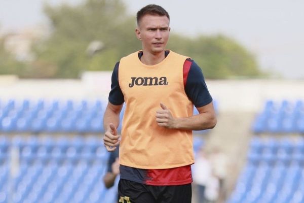  آلکسی لارین  سپاهان را می‌شناسیم  هموطن ما، وحدت هنانوف آنجا بازی می‌کند