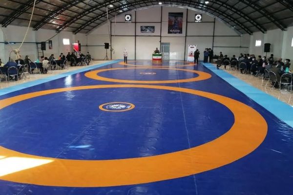 جذب ۱۰ مربی کشتی ایرانی توسط عراق