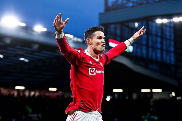  وقتی منچستریونایتد با هت‌تریک رونالدو تاتنهام را شکست داده بود