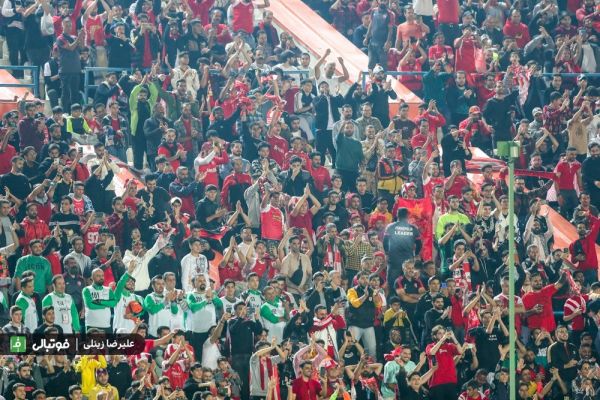  حواشی دیدار پرسپولیس و پاختاکور؛ از بارش باران تا بازار سیاه بلیت فروشی