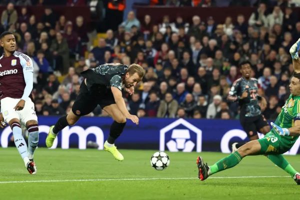 چرا قهرمان جام جهانی در استون ویلا ماندگار شد