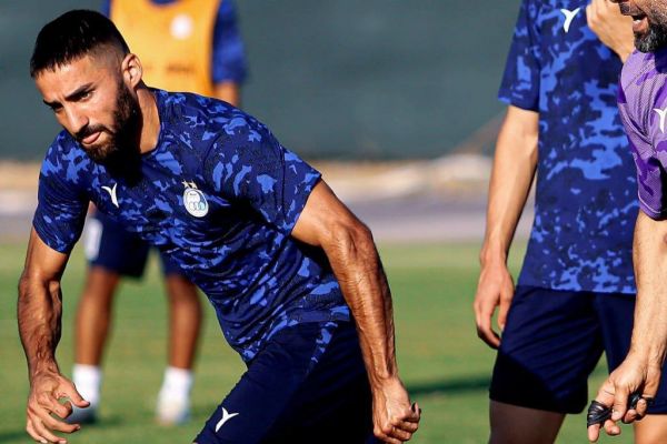 مهرداد بالاخره به لیگ بیست و چهارم رسید؛ محمدی برای هوادار یک سوپرگل کنار گذاشته است