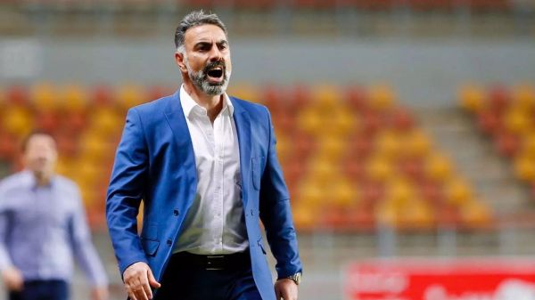 نقدی بر حرفهای باورنکردنی کاپیتان سابق استقلال آقای فکری، این جملات پیگیری قضایی دارد؛ چه فکری با خودت کردی