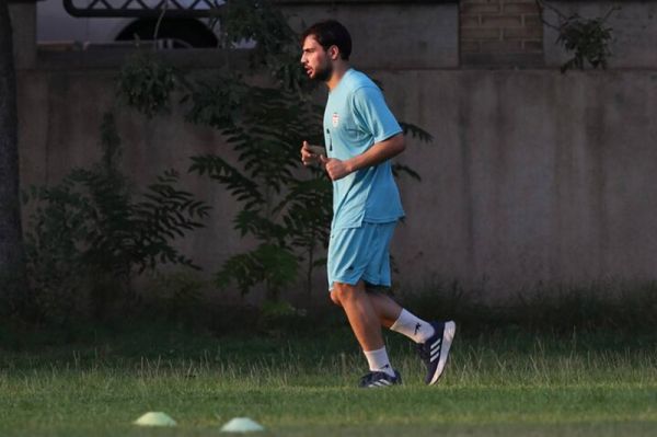 نیما اندرز راهی اسپانیا شد