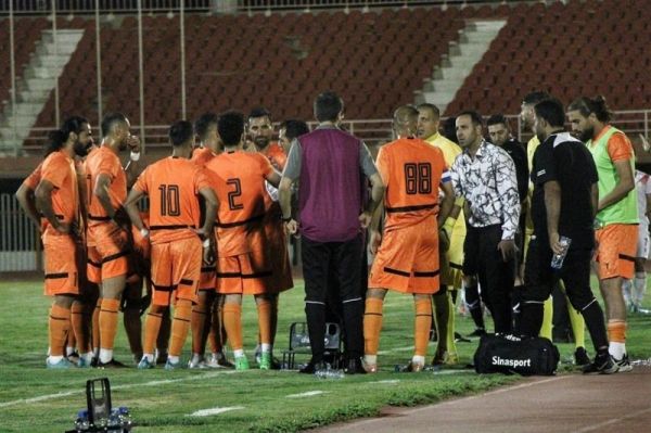 نتایج هفته پنجم لیگ یک باخت پُرحاشیه مس و صعود پیکان به صدر