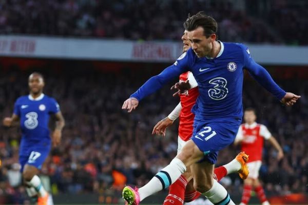  منچستریونایتد خواهان به خدمت گرفتن مدافع چلسی در زمستان