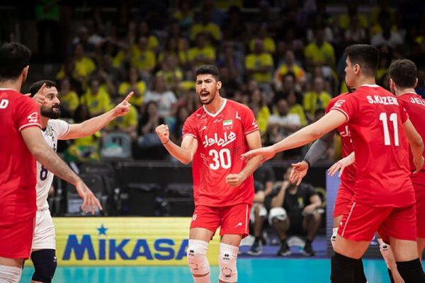  نصری  پیاتزا سرمربی ایران شد لهستانی‌ها به من تبریک گفتند  پائز نمی‌دانست با خودش چند چند است