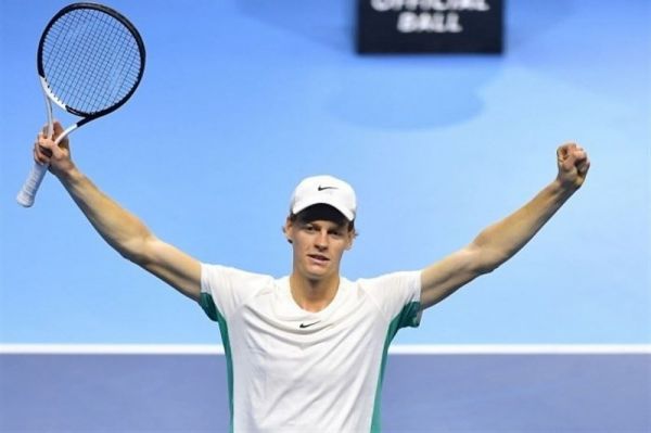  قهرمانی سینر در مسترز شانگهای با پیروزی مقابل جوکوویچ