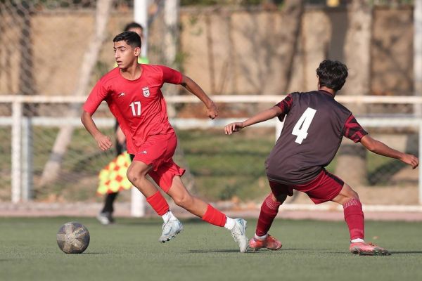 گزارش تصویری دیدار تیم ملی نوجوانان و جوانان سرخپوشان تهران