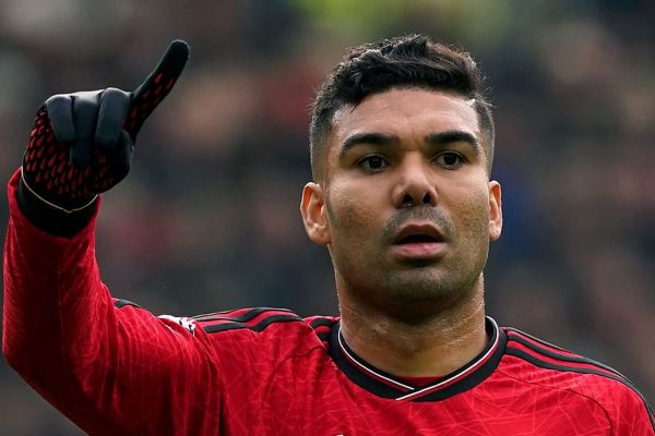 منچستریونایتد همچنان به دنبال مشتری برای هافبک برزیلی