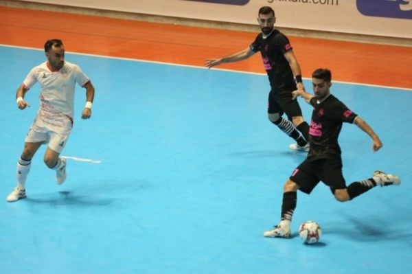  نتایج هفته هشتم لیگ برتر فوتسال  پیروزی دشوار گیتی‌پسند مقابل شهرداری ساوه