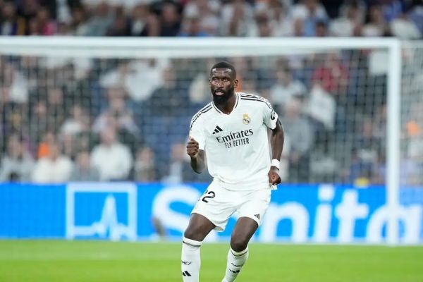 مدافع رئال مادرید برای انتقال به عربستان آماده میشود