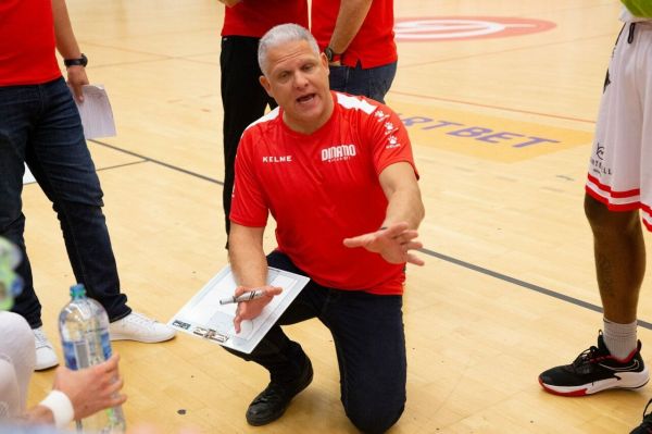 مانولوپولوس تیم ملی نیاز به زمان دارد نظم و انضباط تیمی حرف اول را میزند