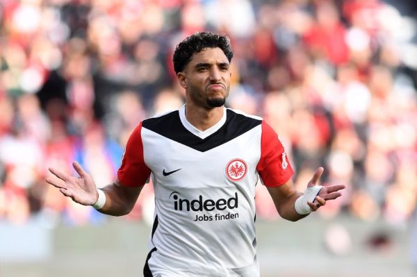  علاقه ستاره مصری فرانکفورت به حضور در لیورپول در آینده نزدیک