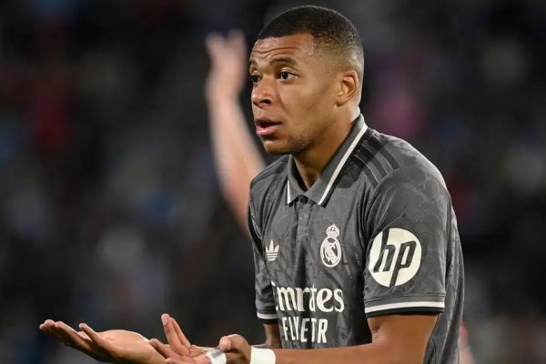 ناصر الخلیفی کم نمیآورد؛ پیاسجی به امباپه پول نمیدهد