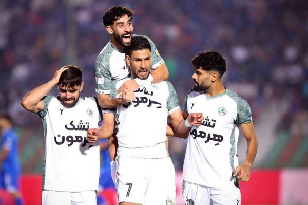  مجید علیاری در گفت‌و‌گو با فوتبالی  تیمی که مقابل استقلال و پرسپولیس نتیجه می‌گیرد باید گل‌گهر را هم ببرد