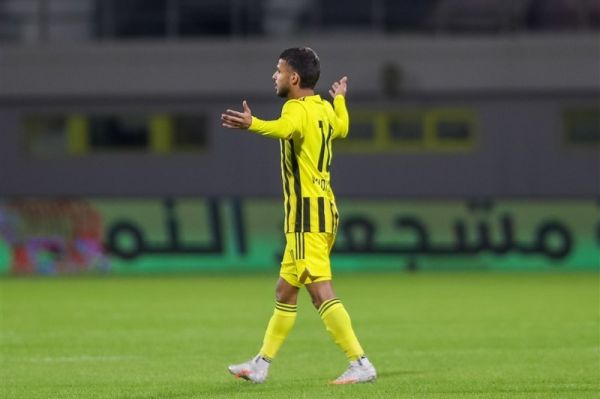 روز عجیب قایدی در ابوظبی؛ تعویض، ناراحتی و بعد عذرخواهی