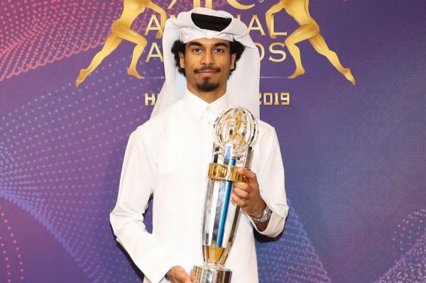  اکرم عفیف، شانس اول کسب عنوان مرد سال آسیا