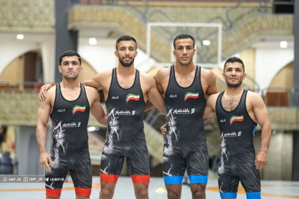 کشتی فرنگی قهرمانی جهان دادمرز و محمدعلی گرایی در مرحله نیمه نهایی