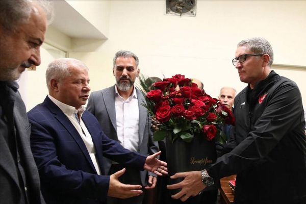  حضور درویش و گاریدو در تمرین پیشکسوتان پرسپولیس و تقدیر از علی پروین