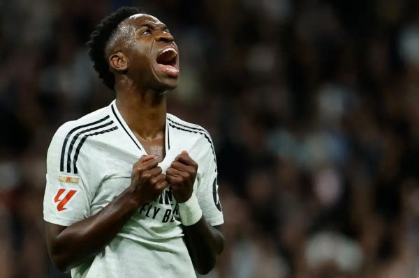  دفاع سرمربی برزیل از وینیسیوس  توپ طلا حق او بود