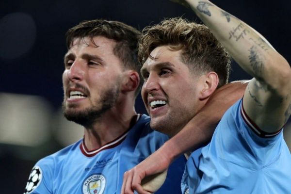  تایید مصدومیت طولانی‌ مدت برای دو ستاره خط دفاعی منچسترسیتی