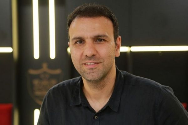 پیشکسوت پرسپولیس انتقادها از گاریدو را نمیفهمم، مگر او بد نتیجه گرفته است