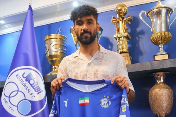 مدافع جوان بلای جان استقلال؛ فلاح مسئول مهار میتروویچ یا هوا