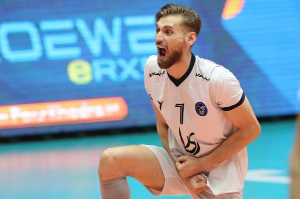 لیگ برتر والیبال تخت گاز پیکانیها خارج از خانه