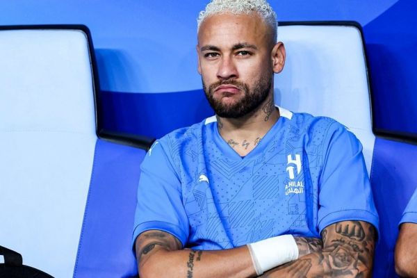  انگشتر نیمار دزدیده و به حراج گذاشته شد   عکس