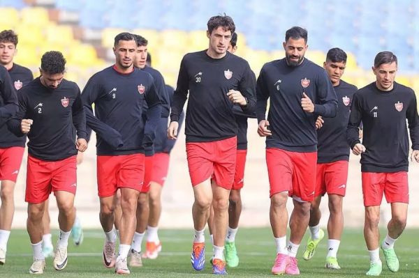  برگزاری آخرین تمرین پرسپولیس پیش از سفر به سیرجان