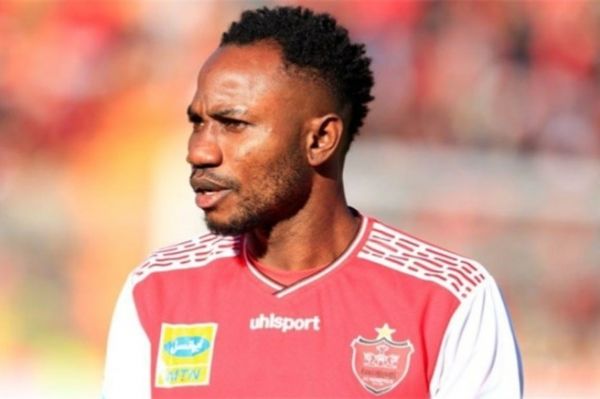  پایان قصه اوساگونا در مستطیل سبز؛ محبوب هواداران استقلال، منفور سکوهای قرمز