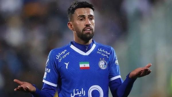 آرش رضاوند خطاب به باشگاه استقلال؛ میخواهم عمل کنم و نمیتوانم کنار تیم باشم