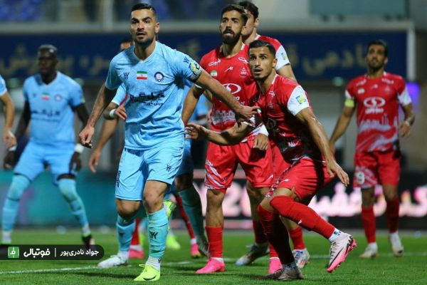  علیپور  انتقادها را به فال نیک گرفته و انگیزه و انرژی بیشتری می‌گیریم