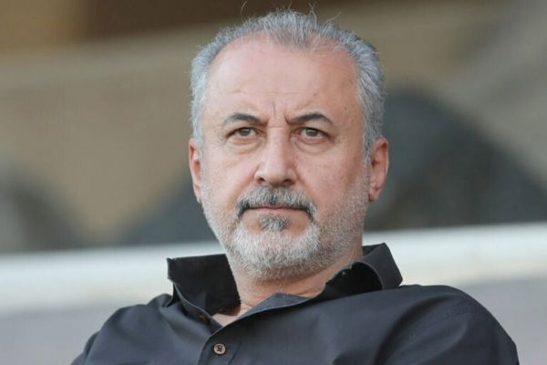  رضا درویش برای بازدید به آکادمی پرسپولیس رفت