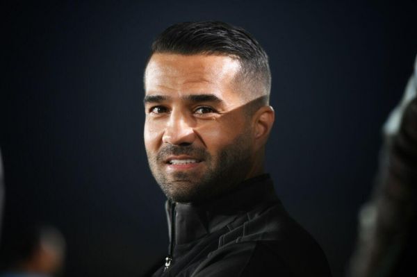 حضور شجاعی به عنوان مربی روی نیمکت مس رفسنجان در دیدار با استقلال