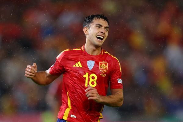 هافبک ملیپوش اسپانیایی رئال سوسیداد در رادار سه غول انگلیسی