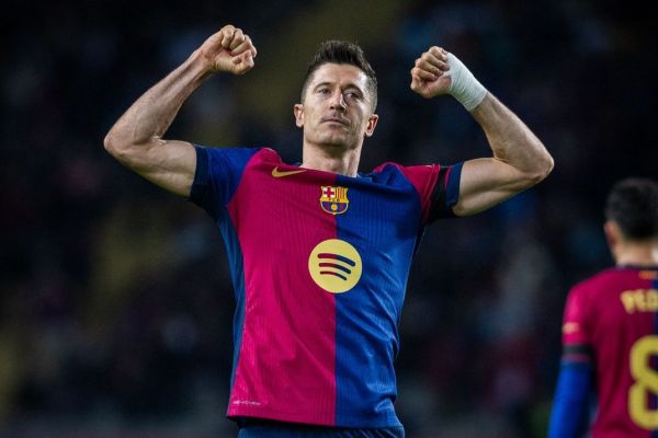  واکنش مدیر ورزشی بارسلونا به گزینه‌های جانشینی لواندوفسکی