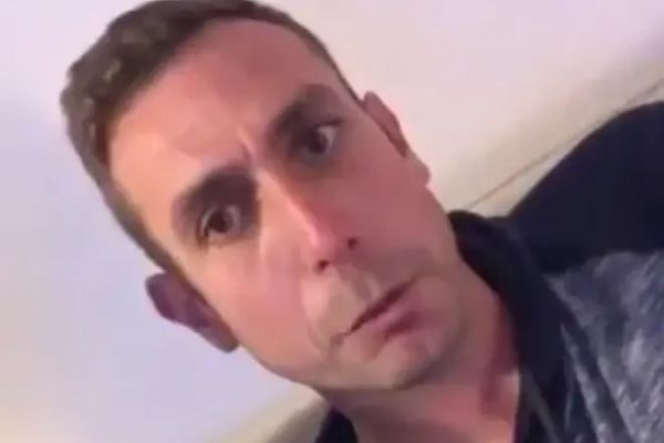  گزارش ویژه  داور پرحاشیه انگلیسی و تدارک مهمانی مواد مخدر؛ او کوکایینی است