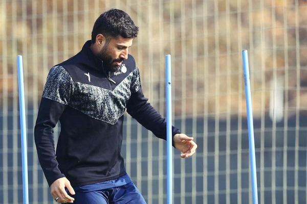  سلیمی در تمرین استقلال پا به توپ شد