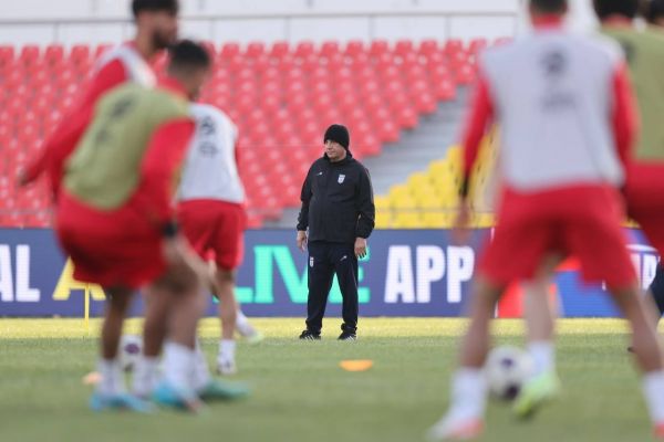 نام منتقدان در دفترچه یادداشت قلعهنویی؛ یک روز جواب همهشان را میدهم