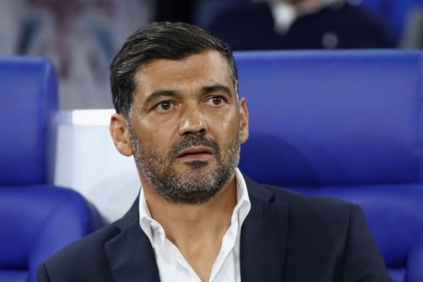 چرا بلماضی و کونسیسائو سرمربی سپاهان نشدند