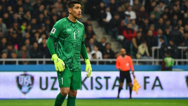 درخشش دروازهبان فولاد؛ باز هم پنالتی کره شمالی را گرفت