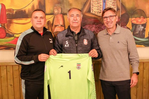  حضور مربیان تیم ملی در اردوی مس سونگون در تهران